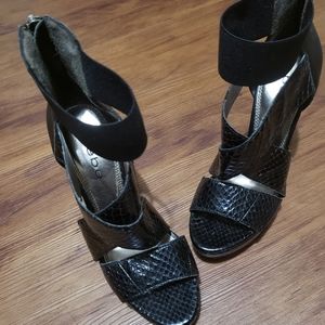 Bebe heels